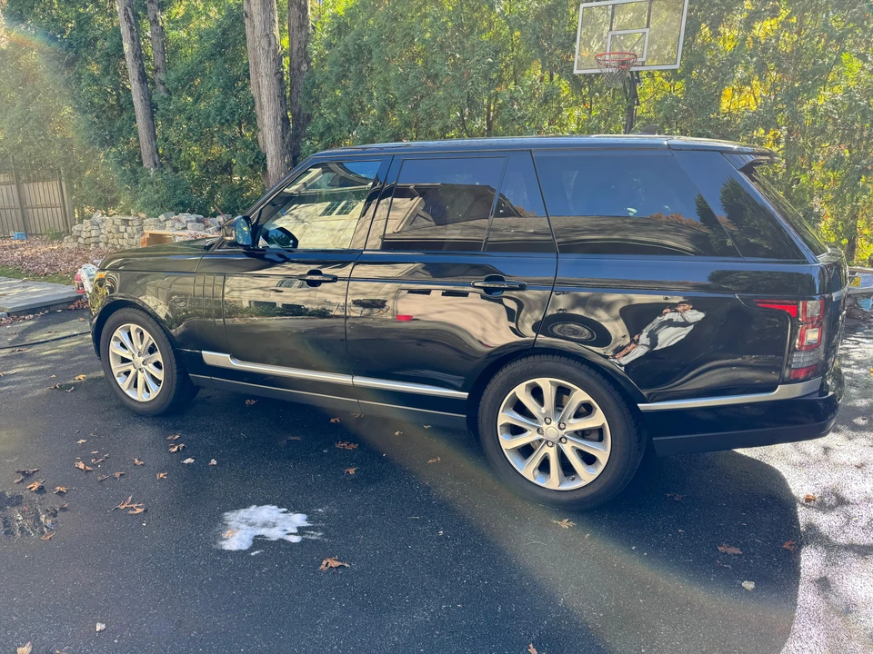 2016 Land Rover Range Rover L405 - Image 8 of 31