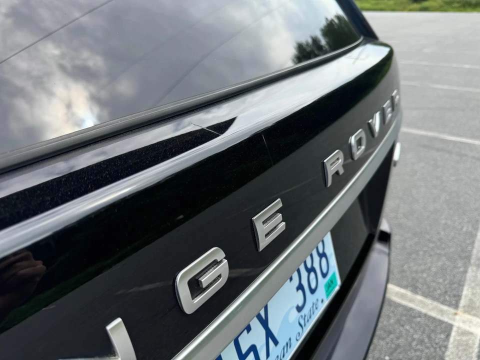 2016 Land Rover Range Rover L405 - Image 17 of 31