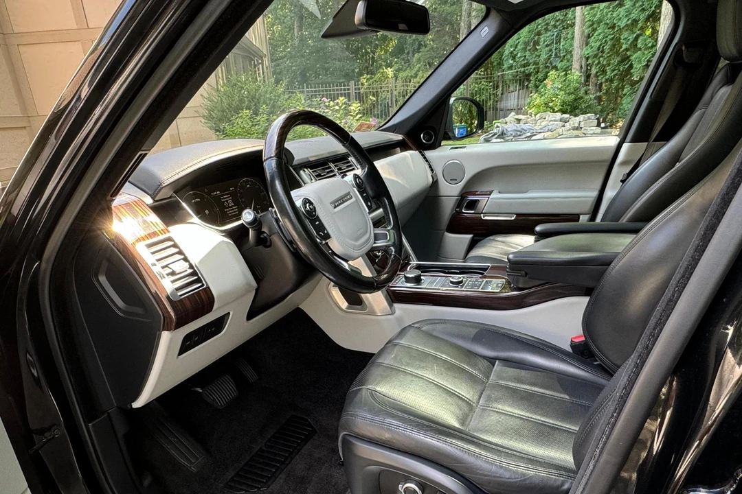 2016 Land Rover Range Rover L405 - Image 29 of 31
