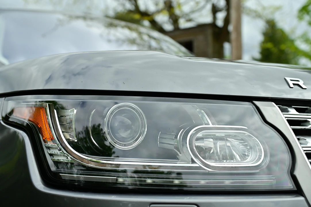 2016 Land Rover Range Rover L405 - Image 23 of 31