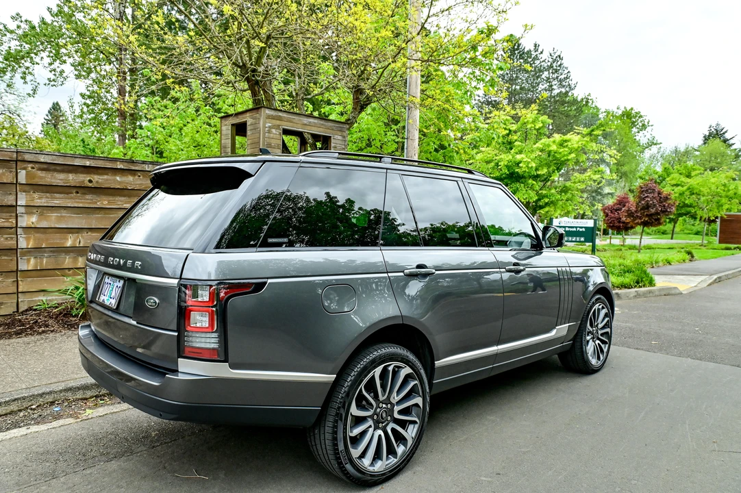 2016 Land Rover Range Rover L405 - Image 15 of 31