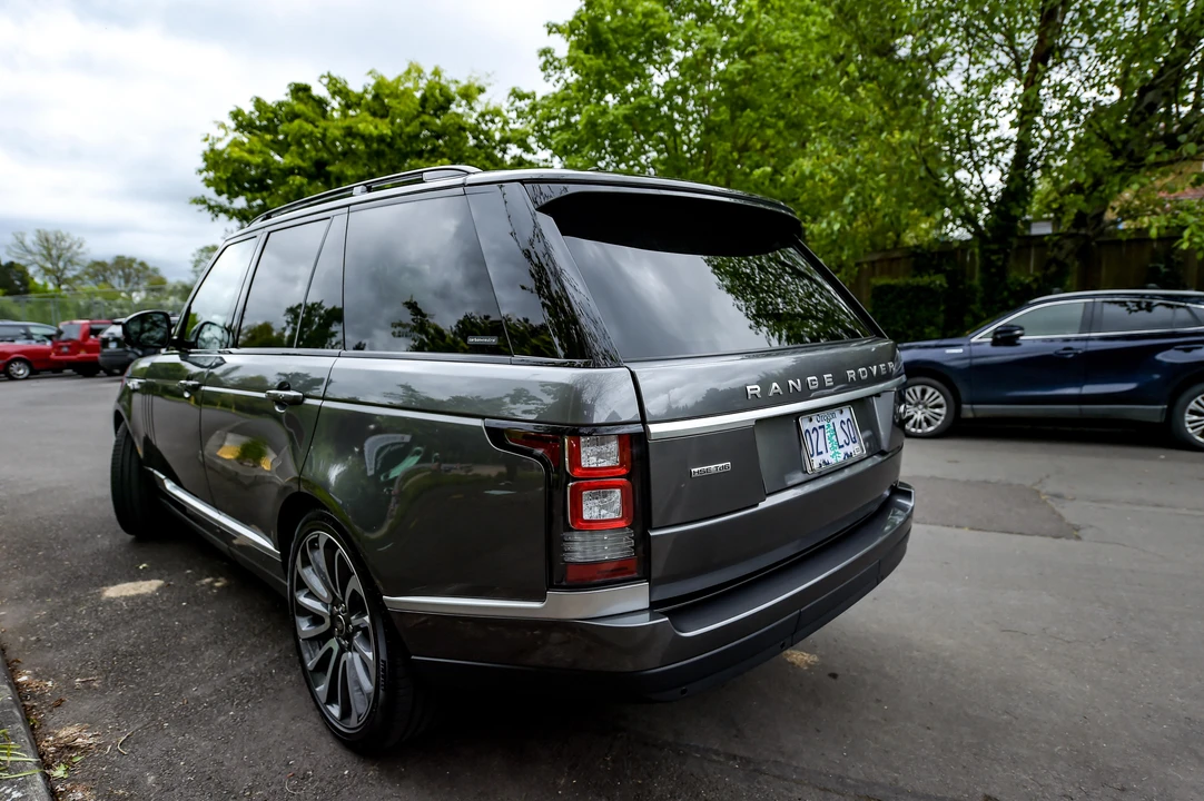 2016 Land Rover Range Rover L405 - Image 12 of 31