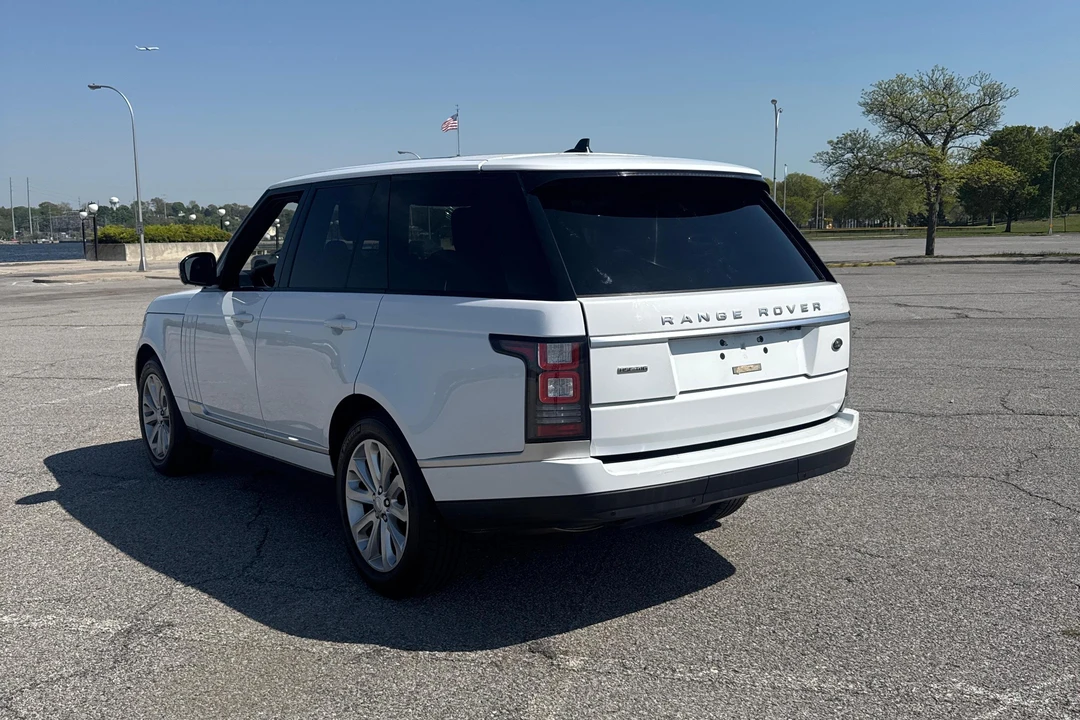 2016 Land Rover Range Rover L405 - Image 8 of 31