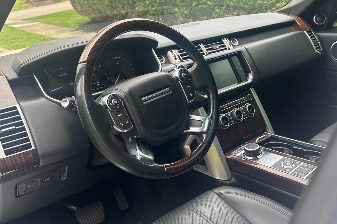 2016 Land Rover Range Rover L405 - Image 19 of 31