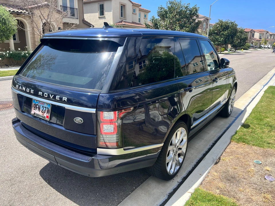 2016 Land Rover Range Rover L405 - Image 11 of 31