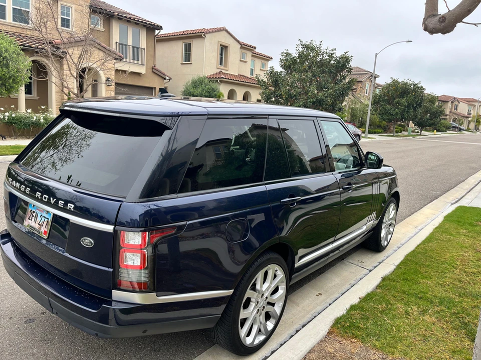2016 Land Rover Range Rover L405 - Image 12 of 31