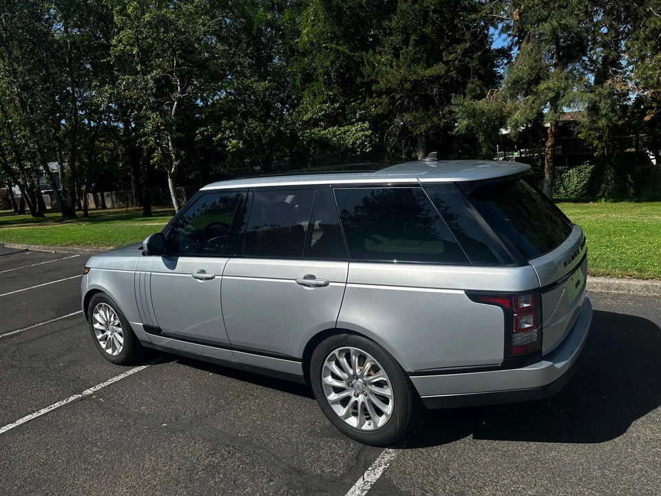 2016 Land Rover Range Rover L405 - Image 10 of 31