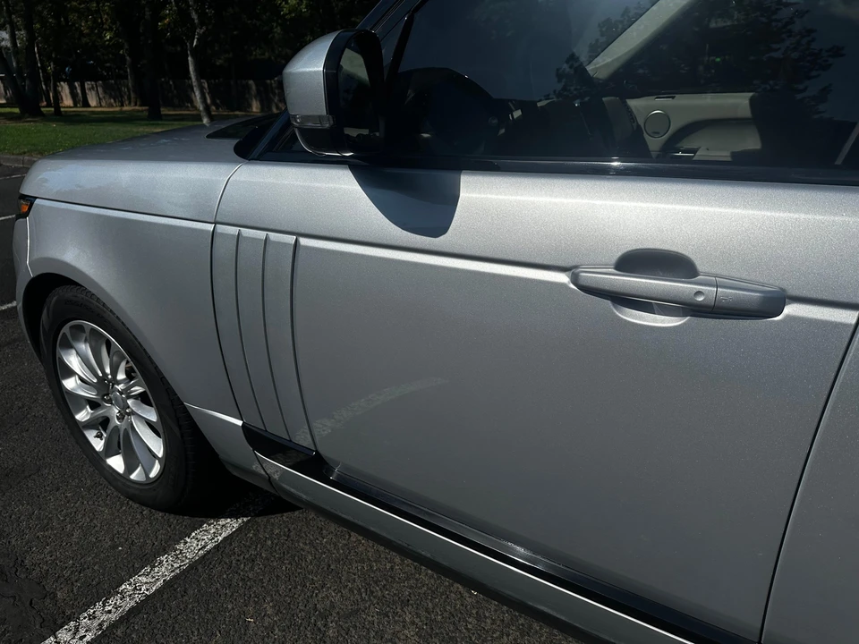 2016 Land Rover Range Rover L405 - Image 21 of 31