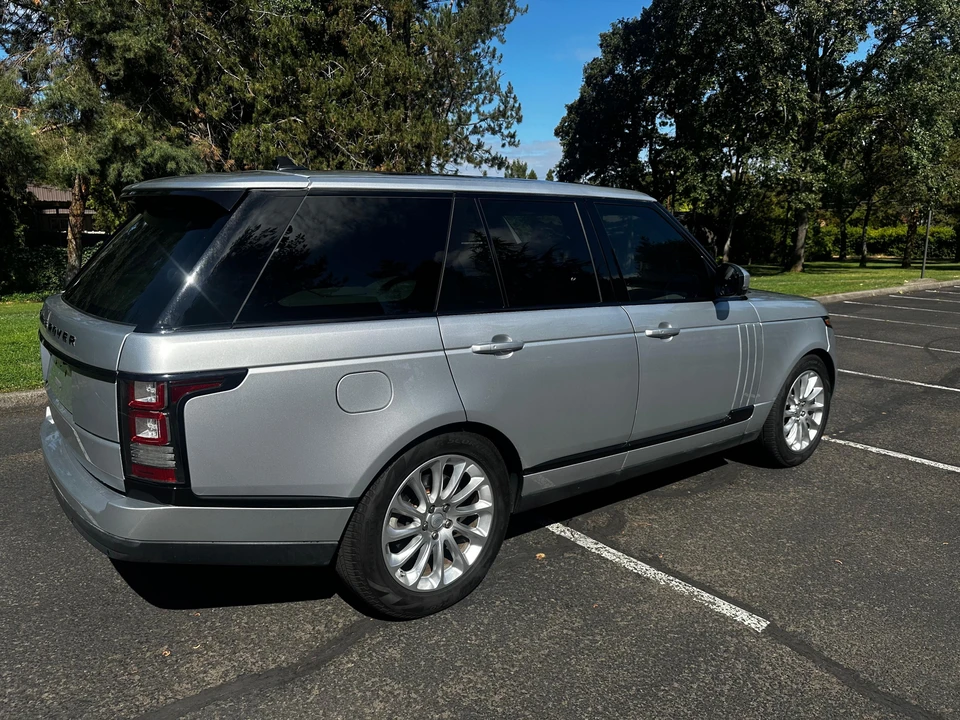 2016 Land Rover Range Rover L405 - Image 12 of 31