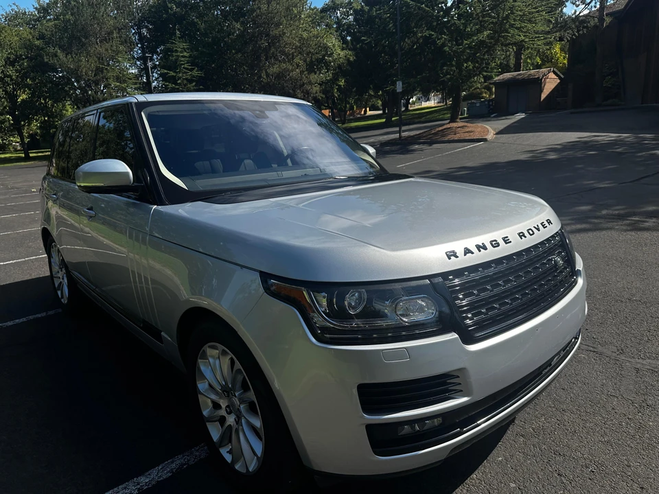 2016 Land Rover Range Rover L405 - Image 17 of 31