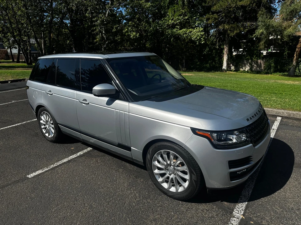 2016 Land Rover Range Rover L405 - Image 16 of 31