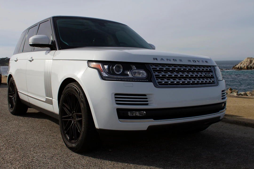 2016 Land Rover Range Rover L405 - Image 24 of 31