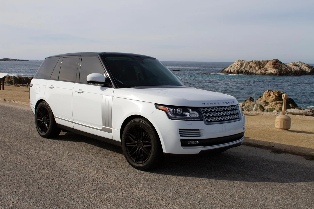 2016 Land Rover Range Rover L405 - Image 23 of 31