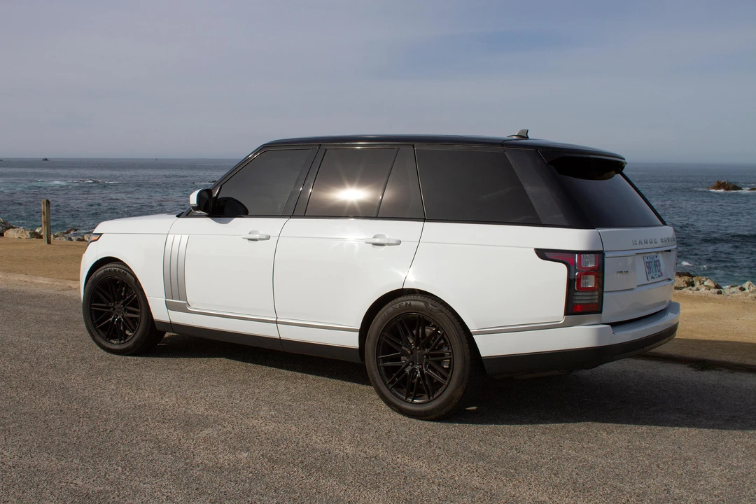 2016 Land Rover Range Rover L405 - Image 14 of 31