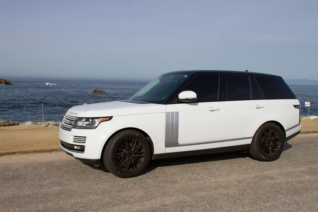 2016 Land Rover Range Rover L405 - Image 9 of 31