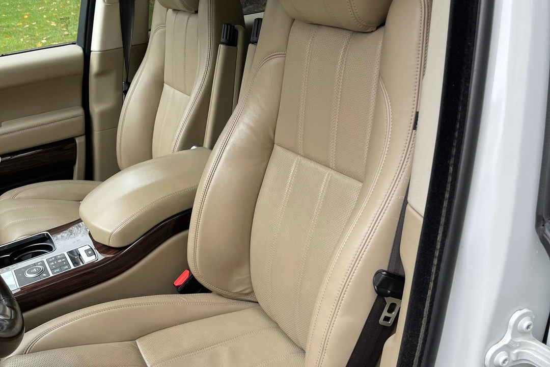 2016 Land Rover Range Rover L405 - Image 17 of 31