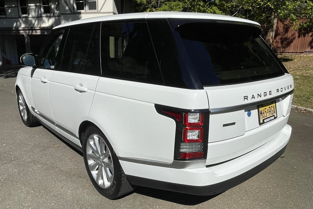 2016 Land Rover Range Rover L405 - Image 4 of 31