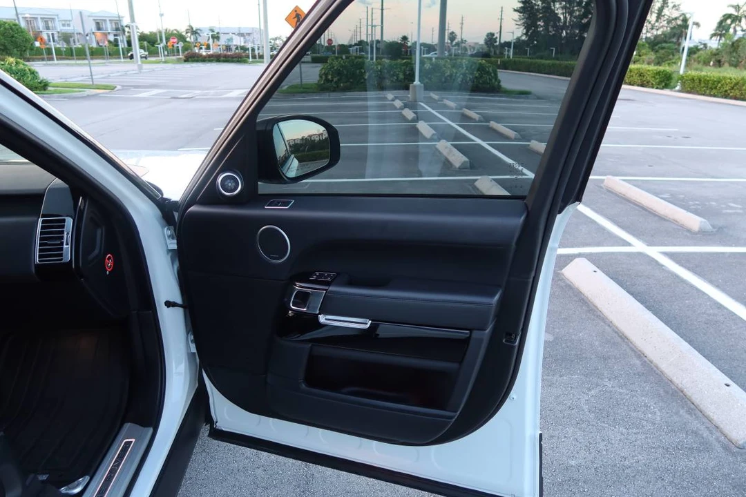 2016 Land Rover Range Rover L405 - Image 22 of 24