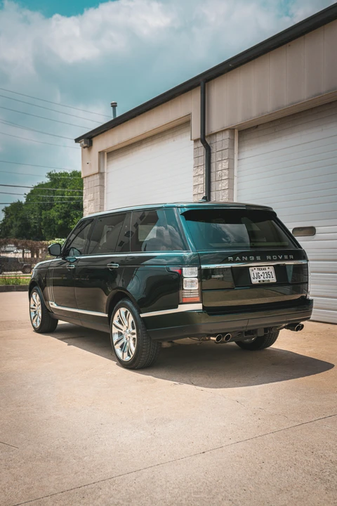 2016 Land Rover Range Rover L405 - Image 13 of 31