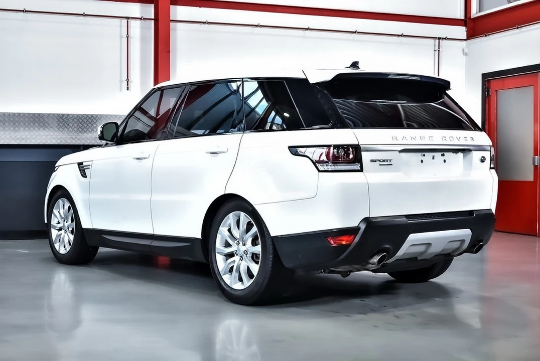 2016 Land Rover Range Rover L405 - Image 22 of 30