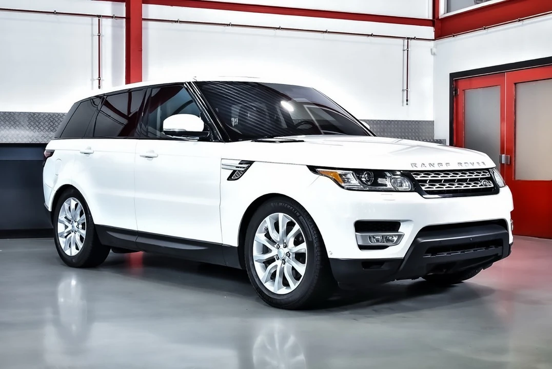 2016 Land Rover Range Rover L405 - Image 12 of 30