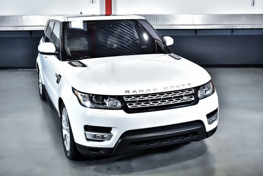 2016 Land Rover Range Rover L405 - Image 5 of 30