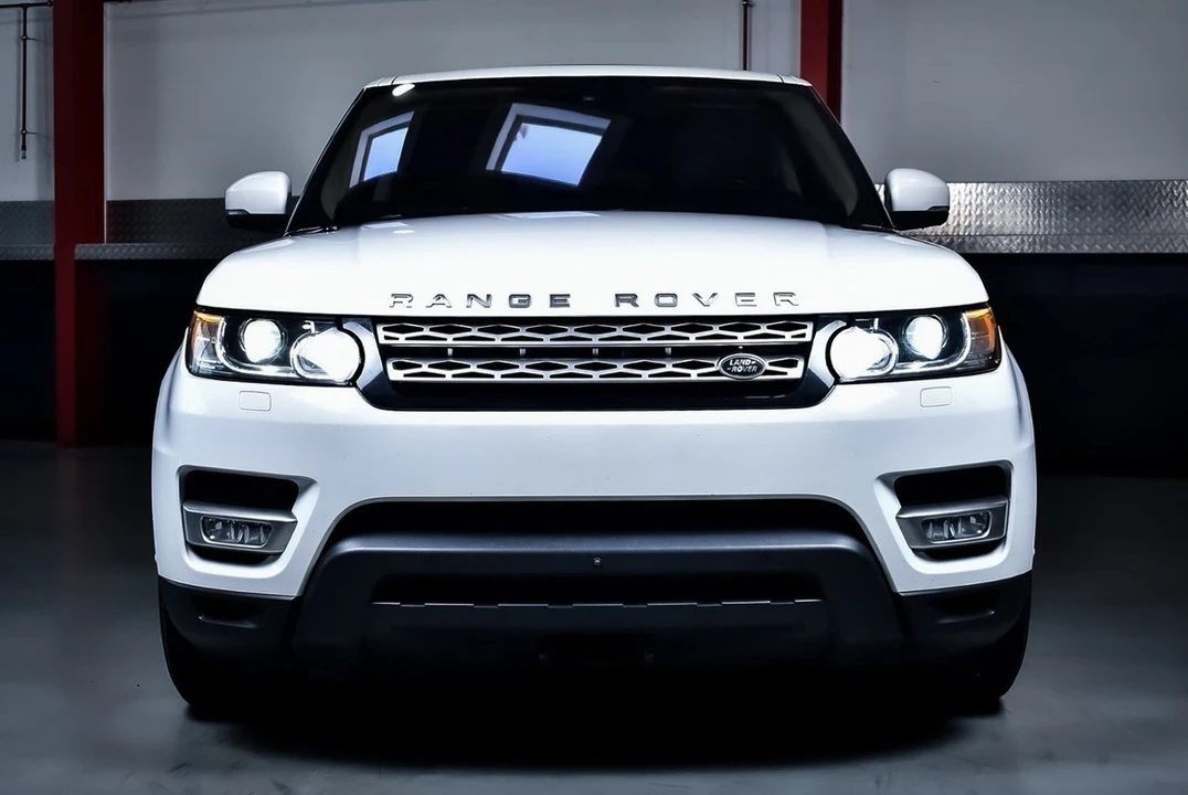 2016 Land Rover Range Rover L405 - Image 4 of 30