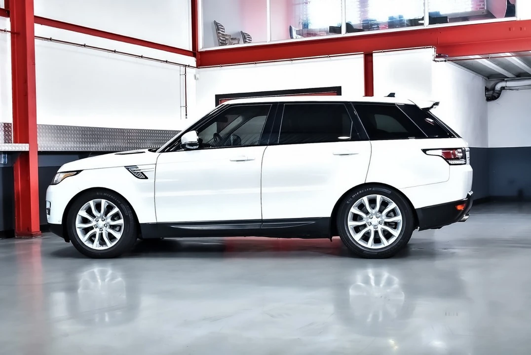 2016 Land Rover Range Rover L405 - Image 27 of 30