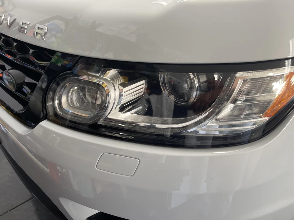 2016 Land Rover Range Rover Sport L494 - Image 24 of 31