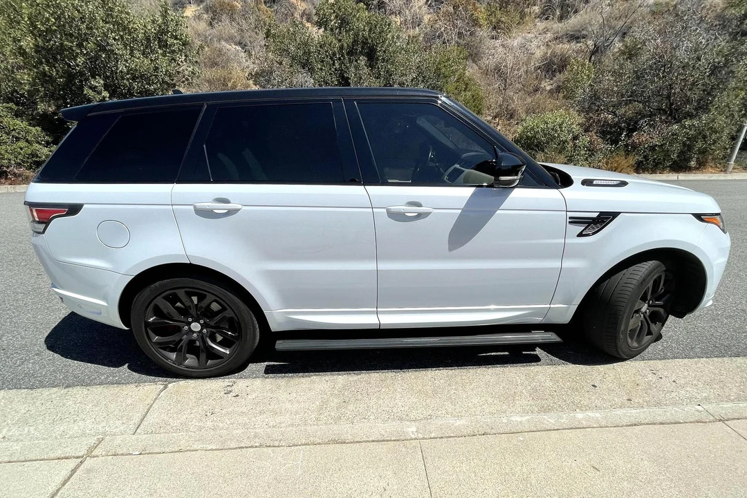 2016 Land Rover Range Rover Sport L494 - Image 3 of 31