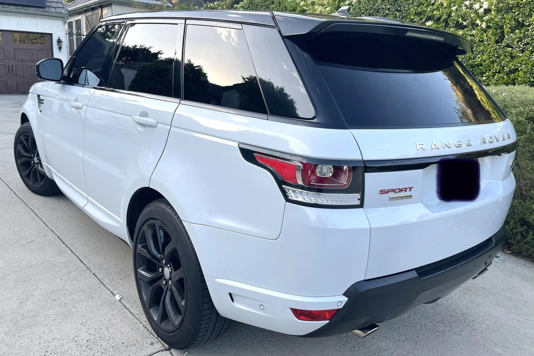 2016 Land Rover Range Rover Sport L494 - Image 4 of 31