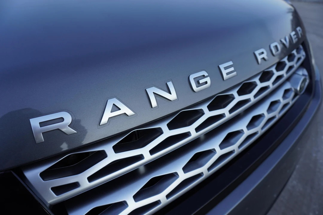 2016 Land Rover Range Rover Sport L494 - Image 13 of 31