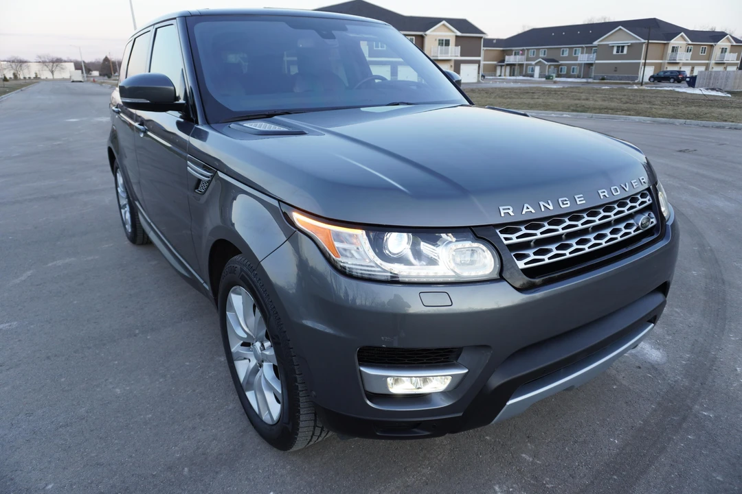 2016 Land Rover Range Rover Sport L494 - Image 11 of 31