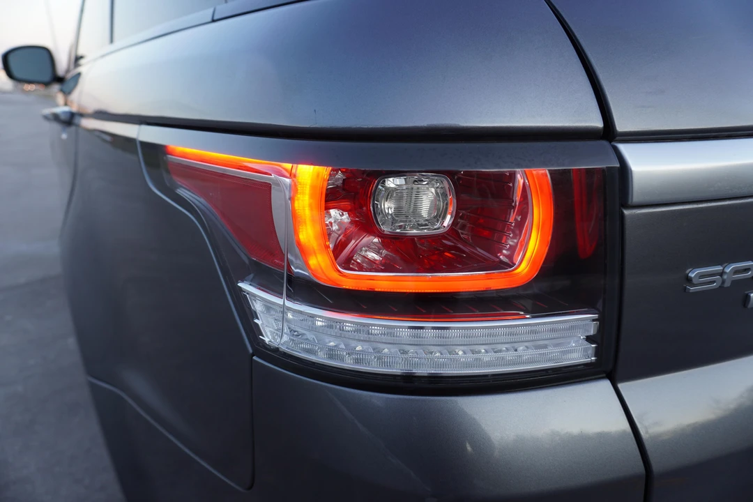 2016 Land Rover Range Rover Sport L494 - Image 21 of 31