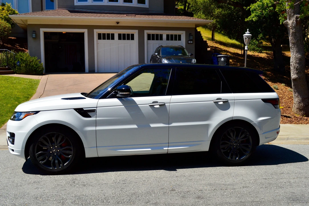 2016 Land Rover Range Rover Sport L494 - Image 11 of 31