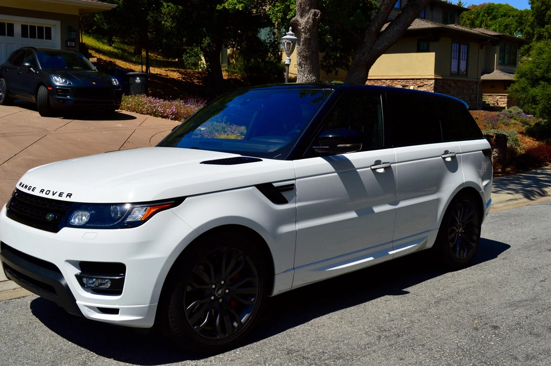 2016 Land Rover Range Rover Sport L494 - Image 9 of 31