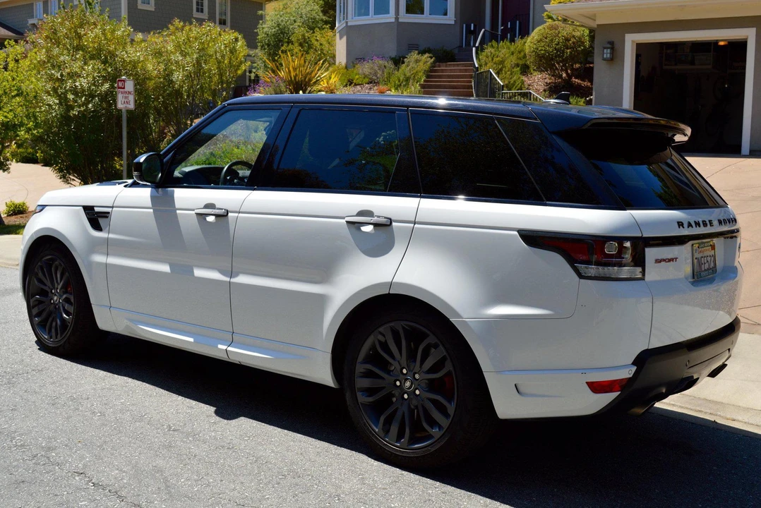 2016 Land Rover Range Rover Sport L494 - Image 4 of 31