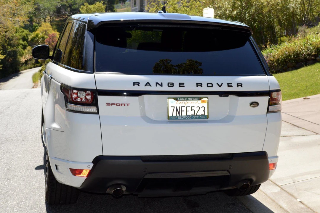 2016 Land Rover Range Rover Sport L494 - Image 5 of 31