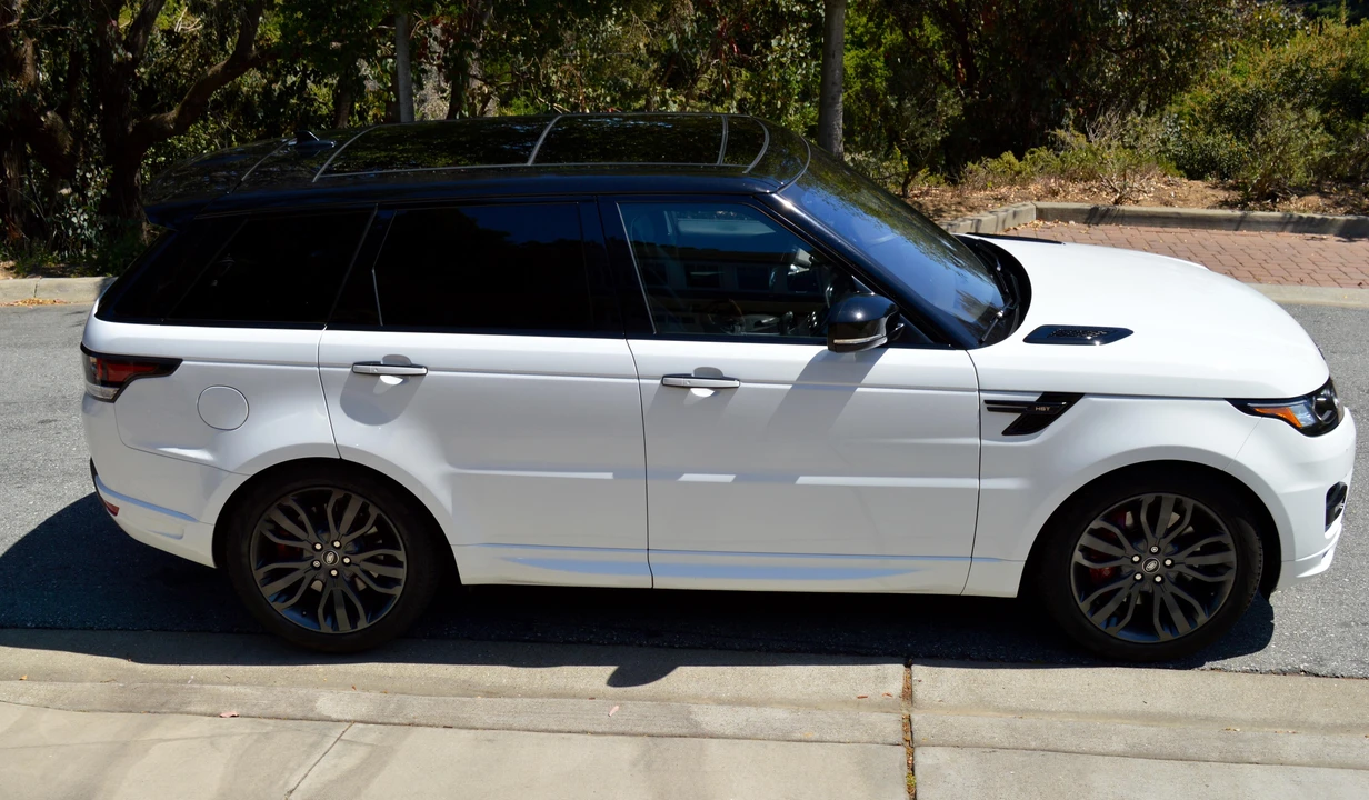 2016 Land Rover Range Rover Sport L494 - Image 18 of 31