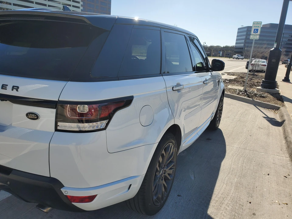 2016 Land Rover Range Rover Sport L494 - Image 23 of 31