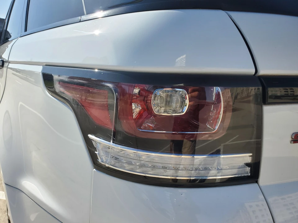 2016 Land Rover Range Rover Sport L494 - Image 19 of 31