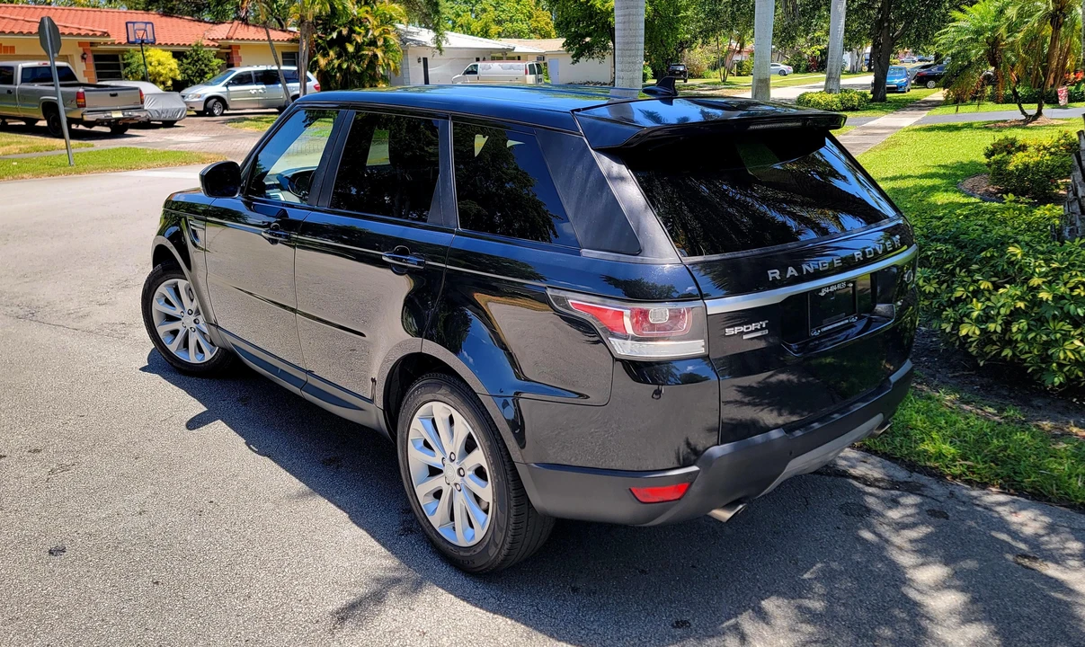 2016 Land Rover Range Rover Sport L494 - Image 14 of 31