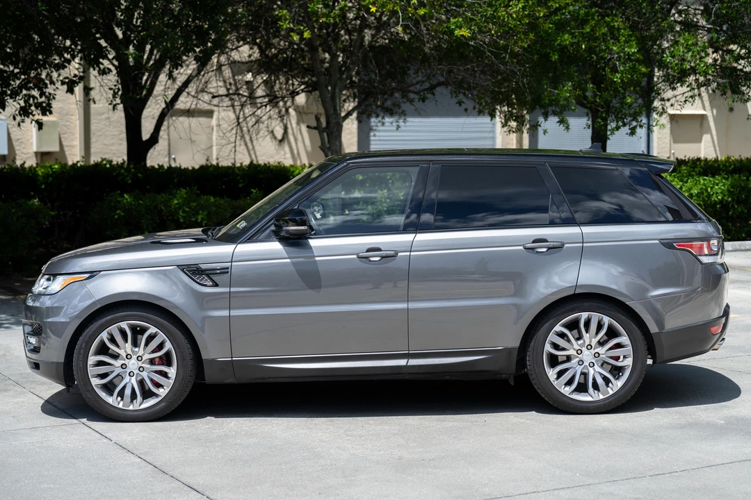 2016 Land Rover Range Rover Sport L494 - Image 11 of 31