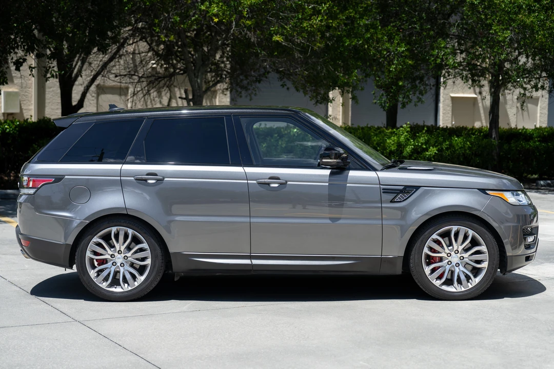 2016 Land Rover Range Rover Sport L494 - Image 17 of 31