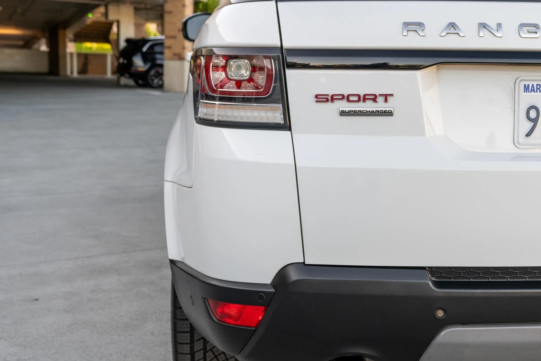 2016 Land Rover Range Rover Sport L494 - Image 15 of 31