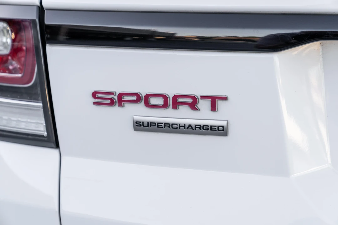 2016 Land Rover Range Rover Sport L494 - Image 16 of 31