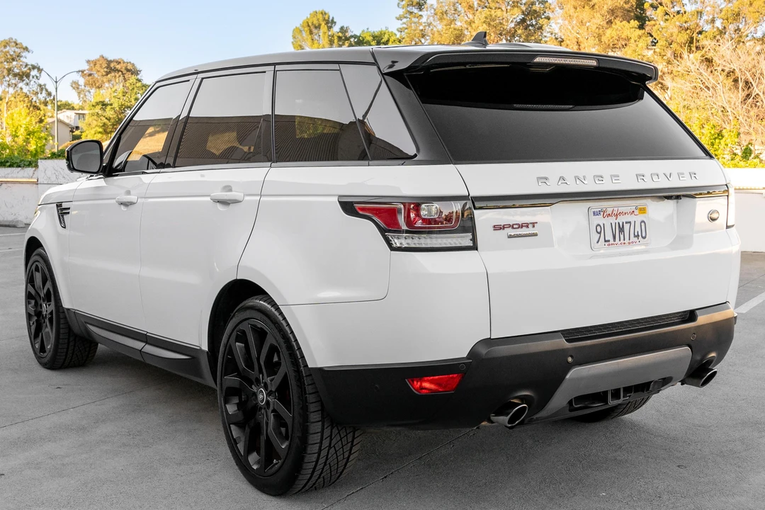 2016 Land Rover Range Rover Sport L494 - Image 4 of 31