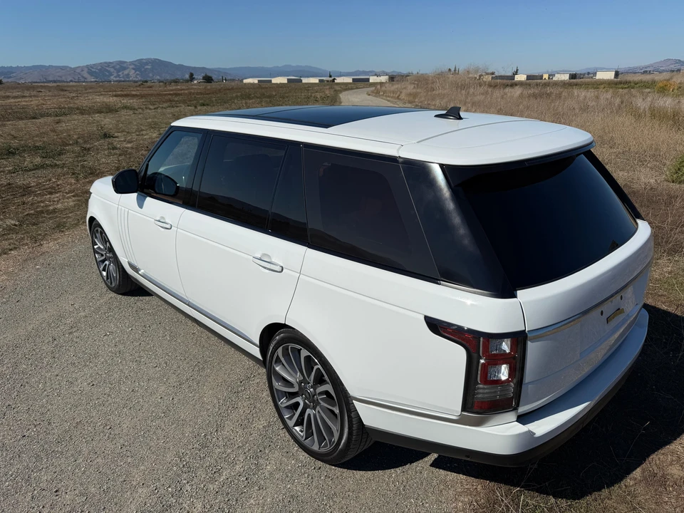 2016 Land Rover Range Rover L405 - Image 9 of 31