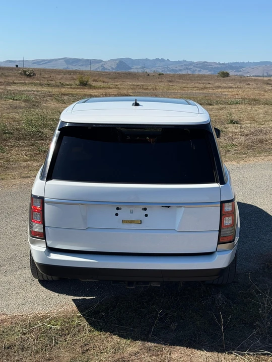 2016 Land Rover Range Rover L405 - Image 11 of 31