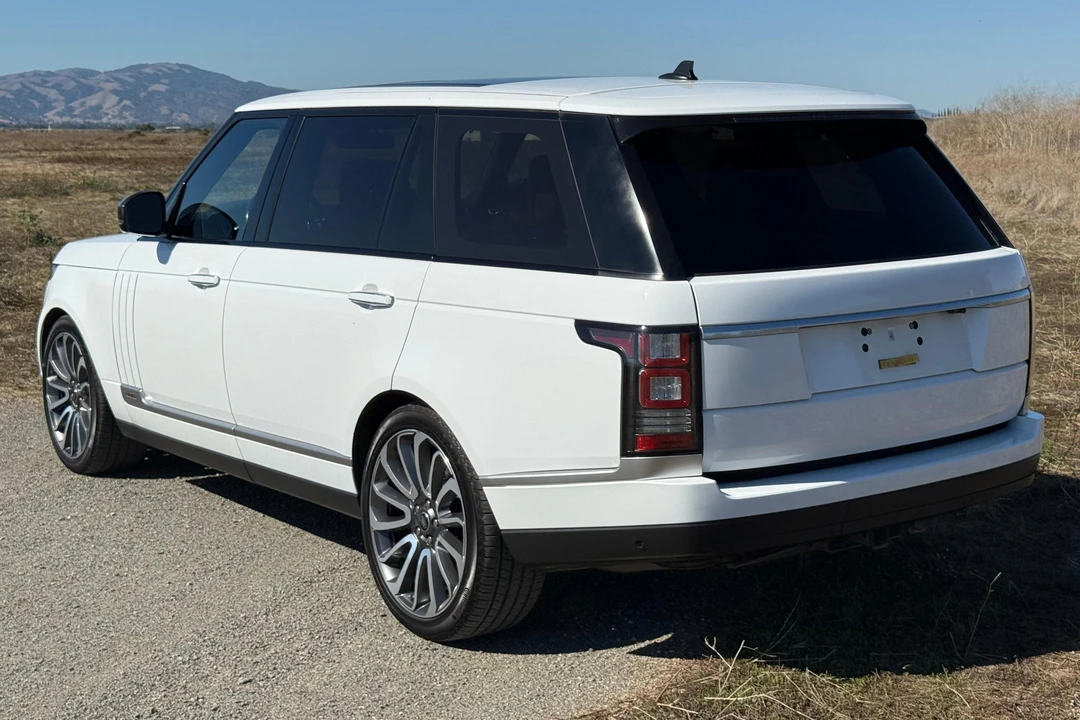 2016 Land Rover Range Rover L405 - Image 4 of 31